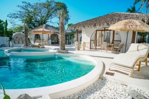 Kolam renang pribadi